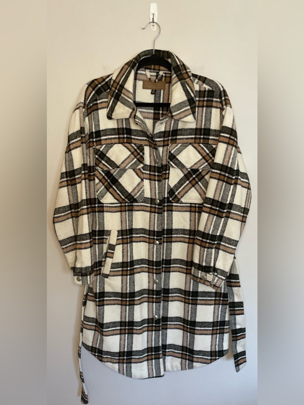 Blank NYC Plaid Button-Front Shacket, White/Brown/Black, Size M, EUC